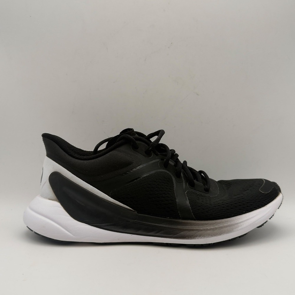 Lululemon Blissfeel Running Shoes Women 7 Black White Breathable Mesh Athletic
